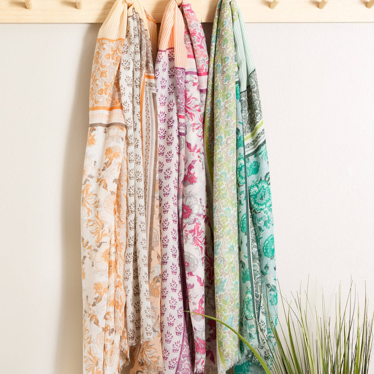 Hadley Wren Insect Shield® Mosquito-Repellent Scarf — Orange Boho Floral